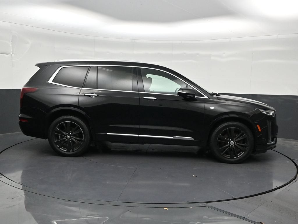 2023 Cadillac XT6 Luxury