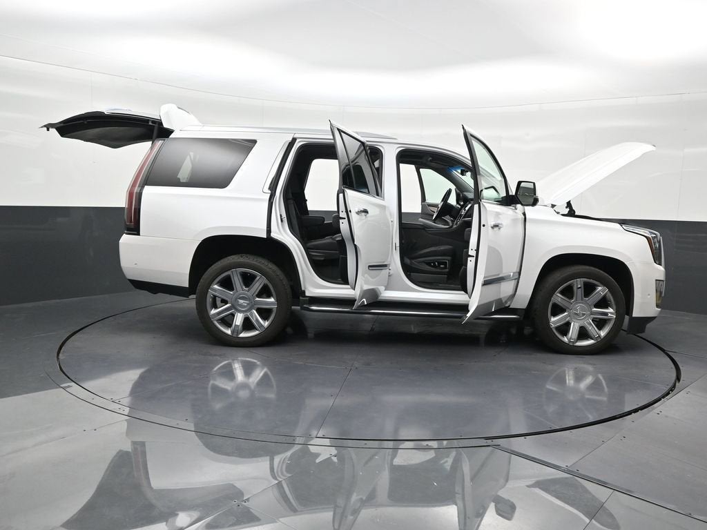 2019 Cadillac Escalade Luxury