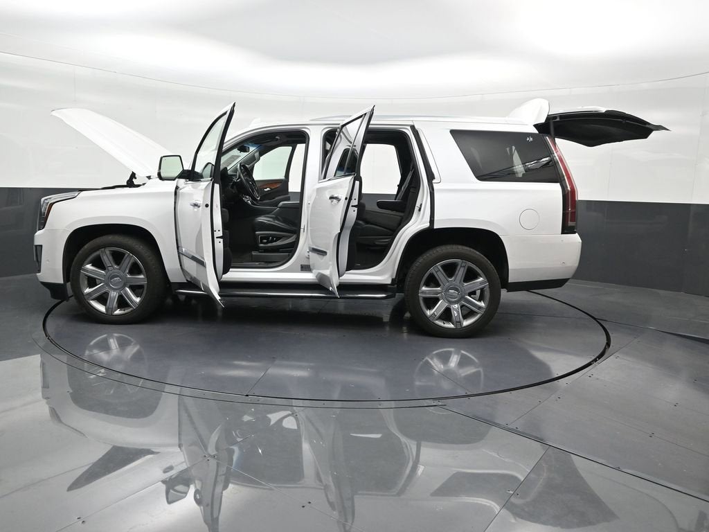 2019 Cadillac Escalade Luxury