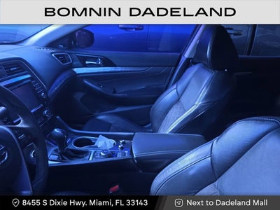 2017 Nissan Maxima SR