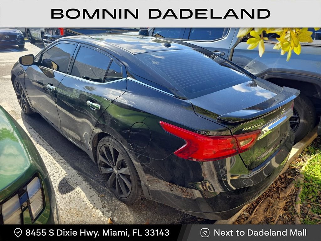 2017 Nissan Maxima SR