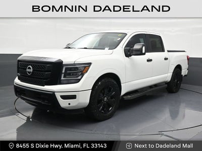 2023 Nissan Titan SV