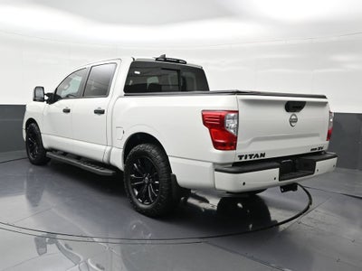 2023 Nissan Titan SV