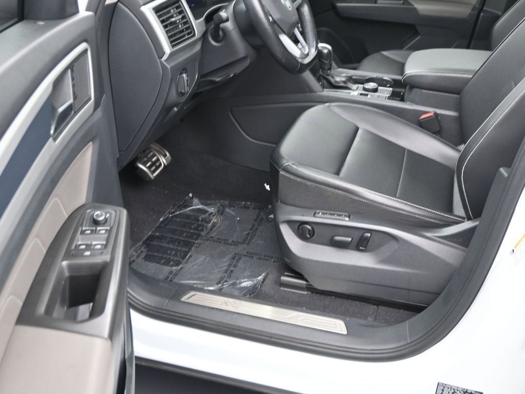 2022 Volkswagen Atlas 3.6L V6 SEL R-Line