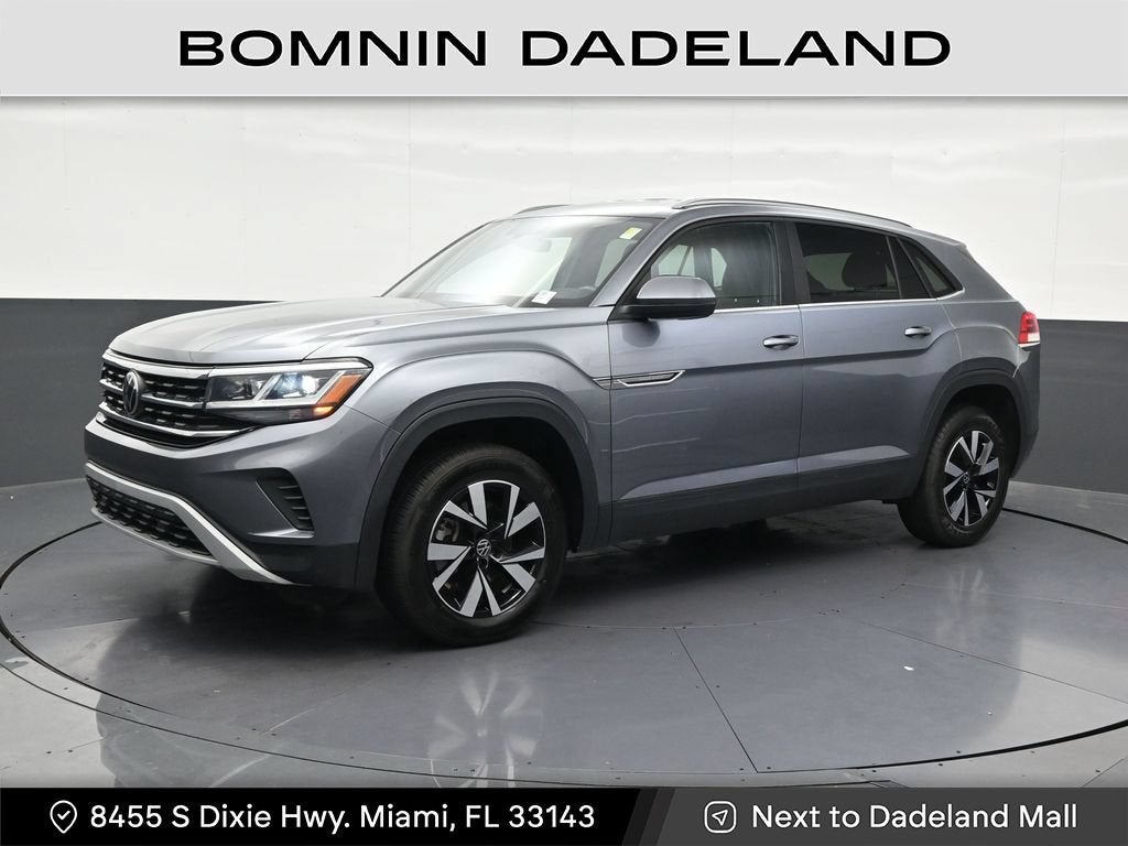 2022 Volkswagen Atlas Cross Sport 2.0T SE's photo