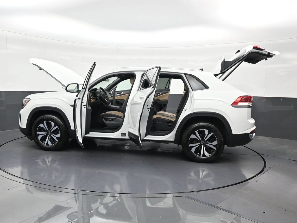 2025 Volkswagen Atlas Cross Sport 2.0T SE