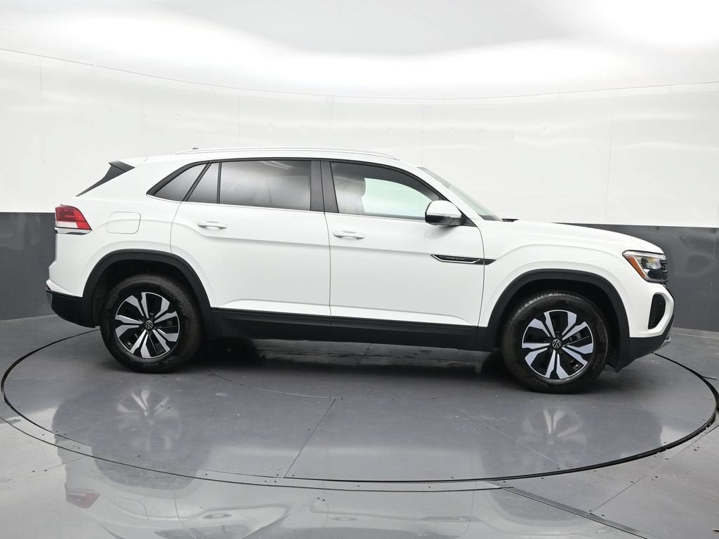 2025 Volkswagen Atlas Cross Sport 2.0T SE
