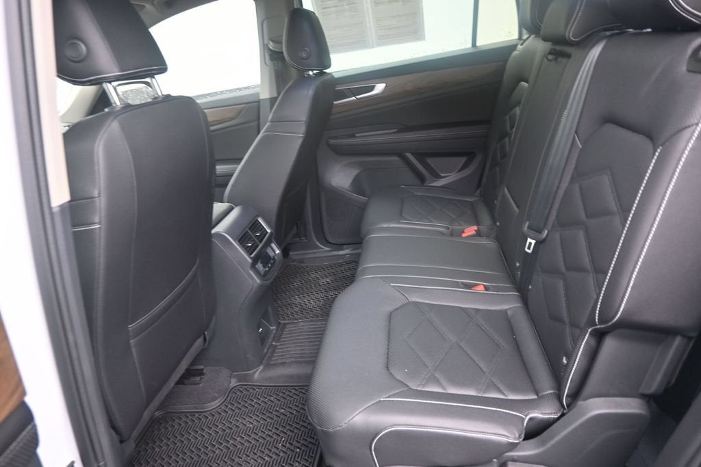 2026 Volkswagen Atlas SE