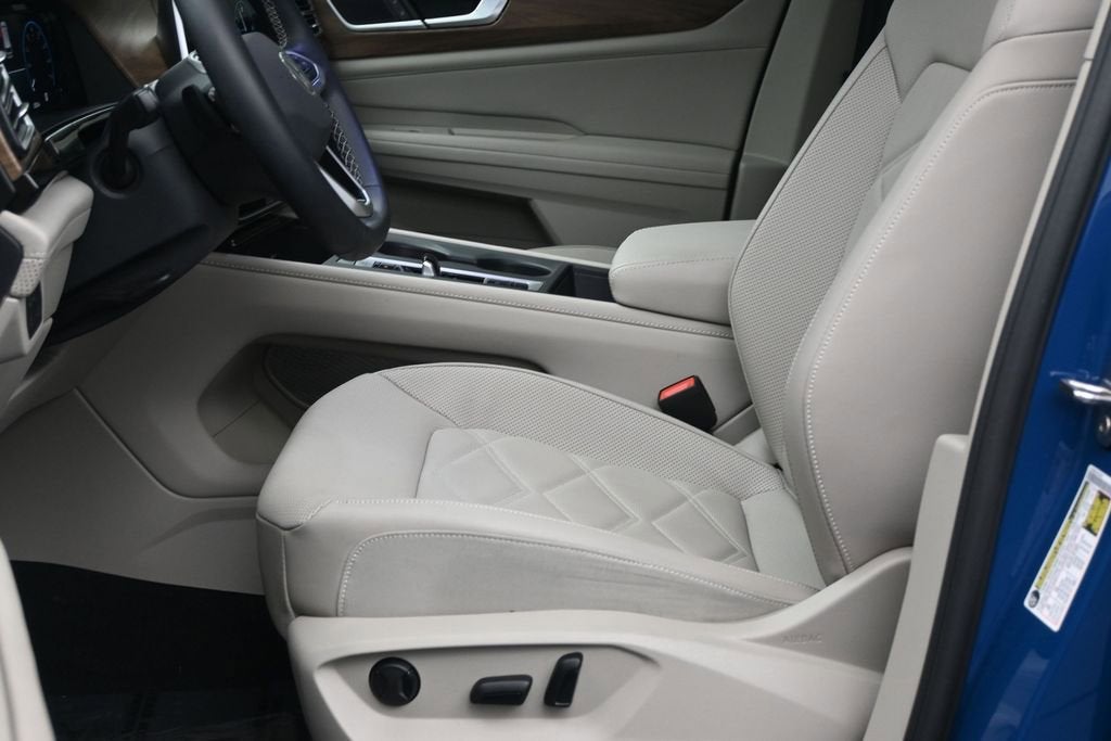 2025 Volkswagen Atlas 2.0T SE