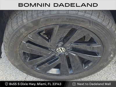 2022 Volkswagen Atlas Cross Sport 2.0T SE w/Technology