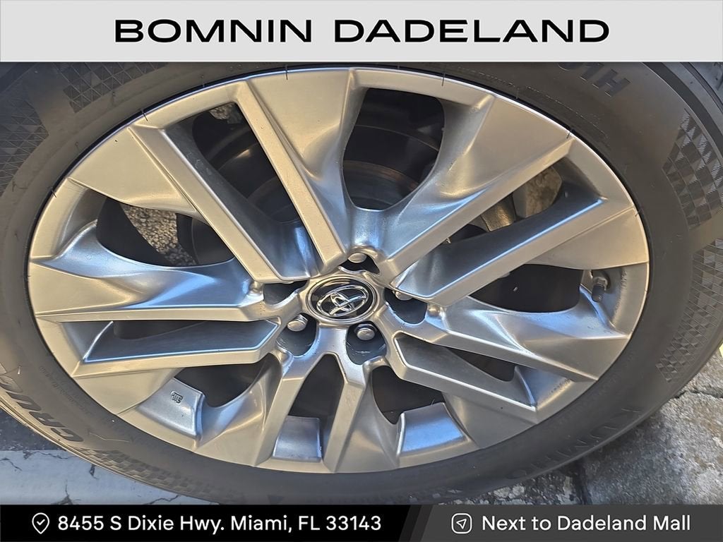 2019 Toyota RAV4 XLE Premium