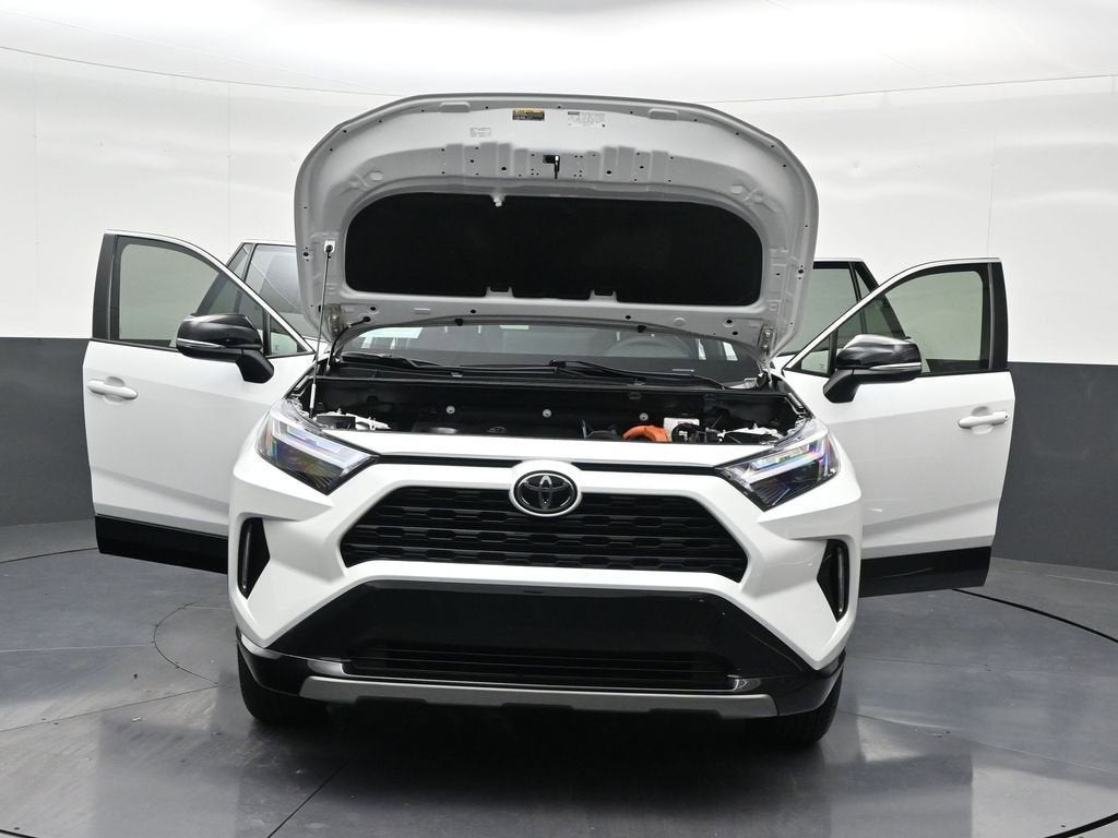 2025 Toyota RAV4 Hybrid XSE