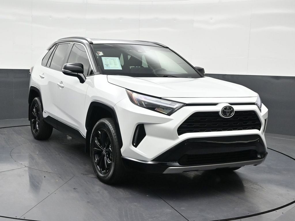 2025 Toyota RAV4 Hybrid XSE