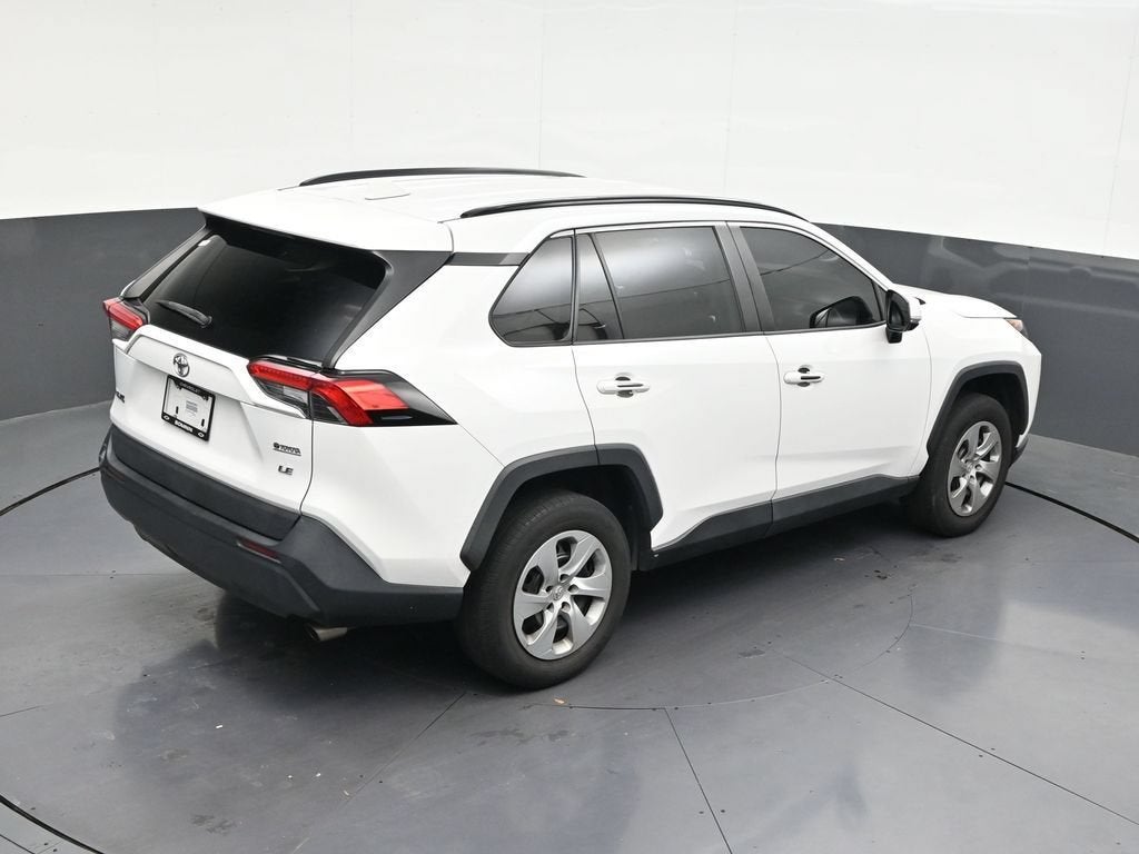 2020 Toyota RAV4 LE
