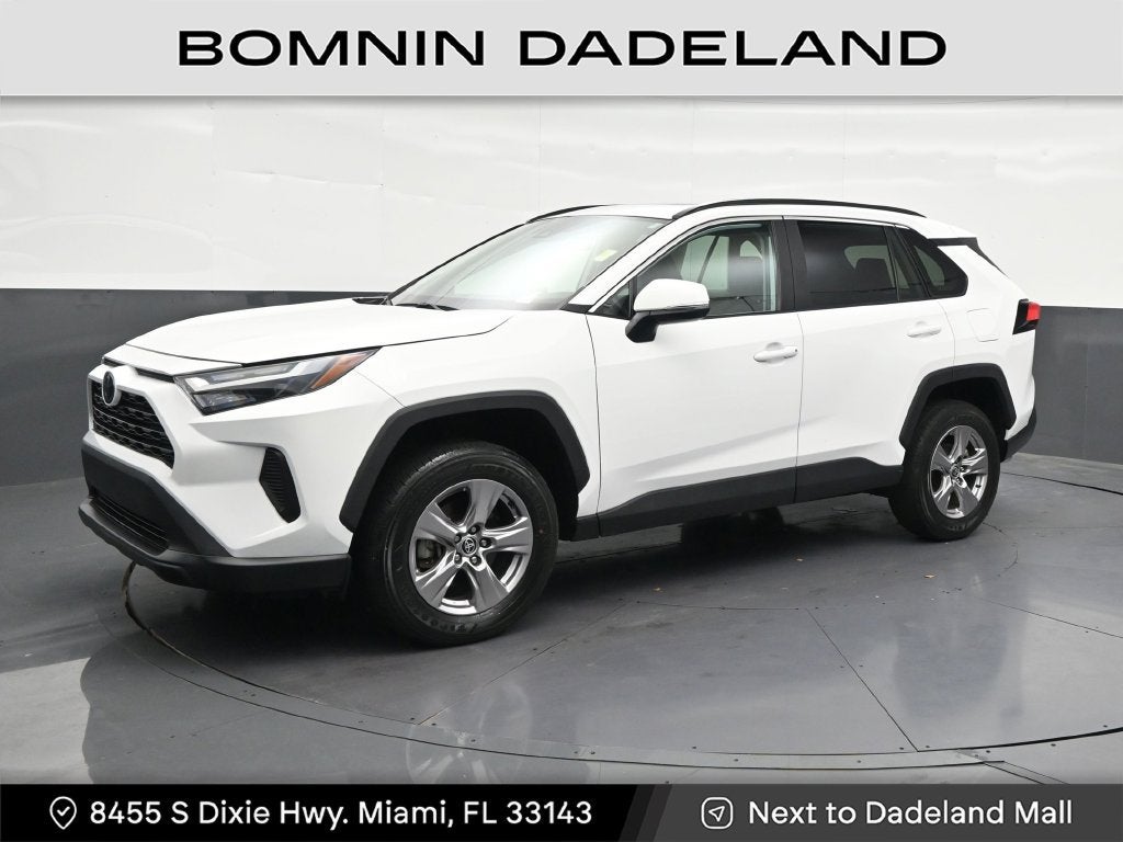 2022 Toyota RAV4 XLE