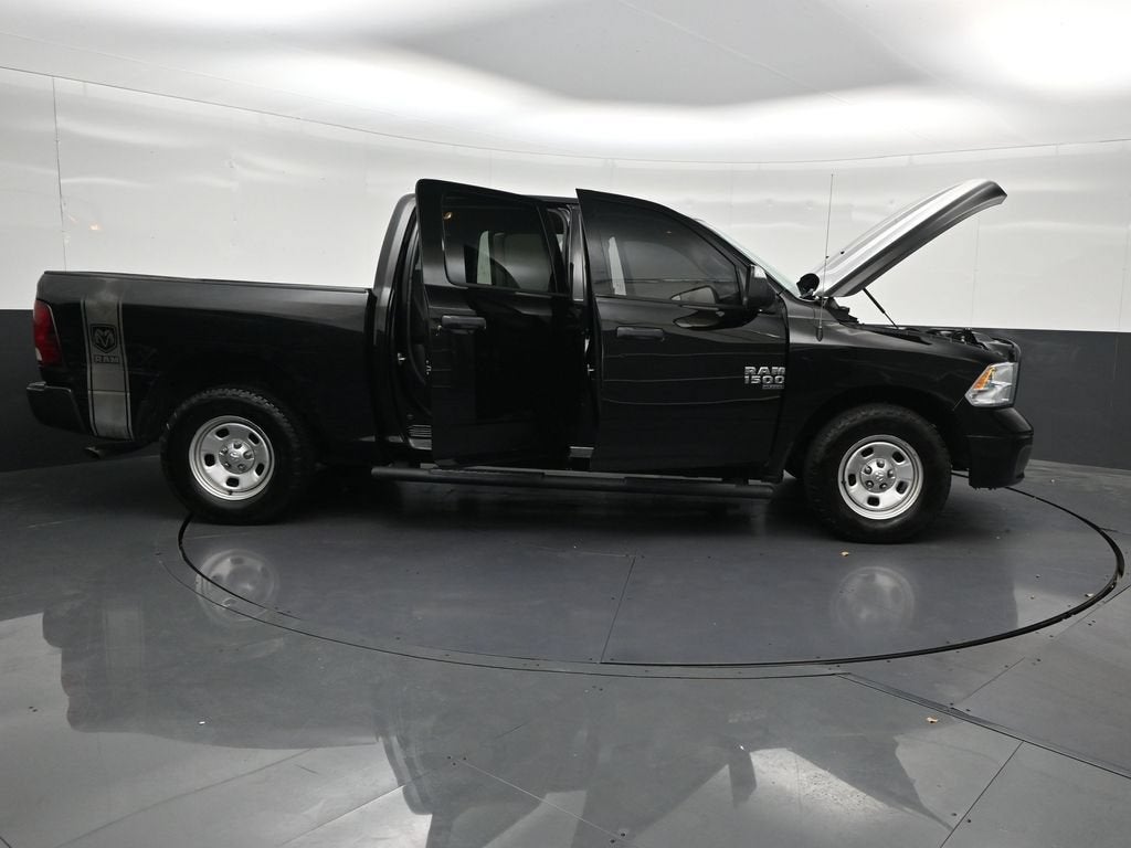 2021 RAM 1500 Classic Tradesman Crew Cab 4x2 5'7" Box