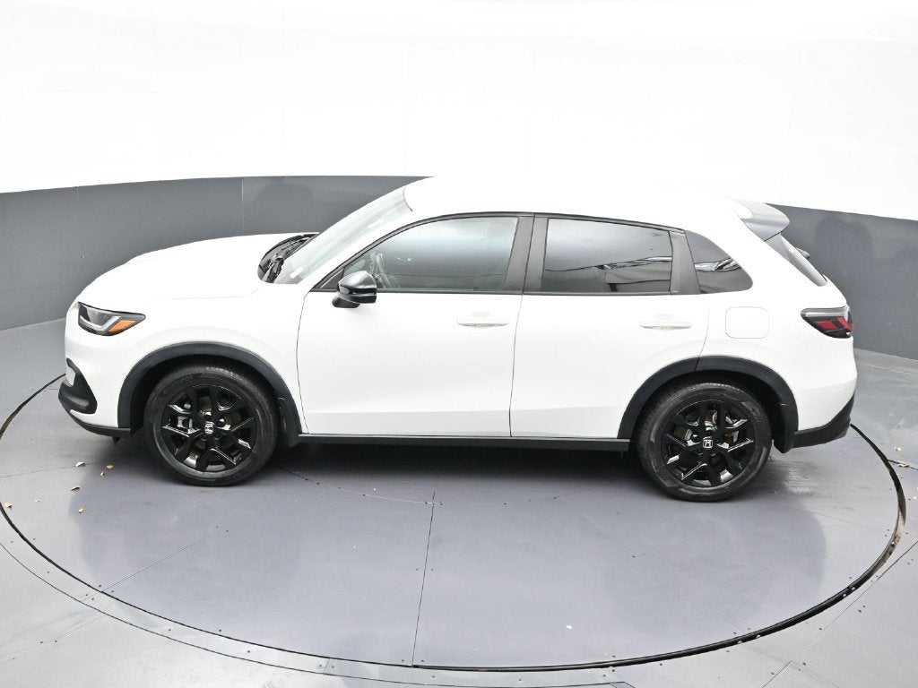 2025 Honda HR-V 2WD Sport