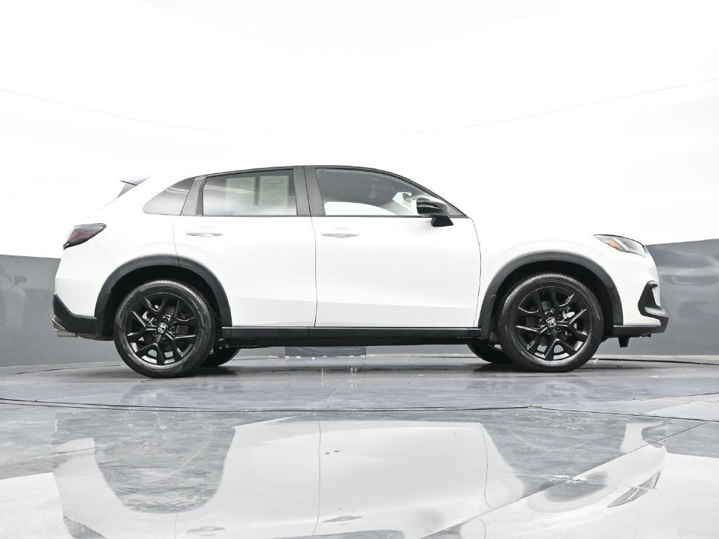 2025 Honda HR-V 2WD Sport