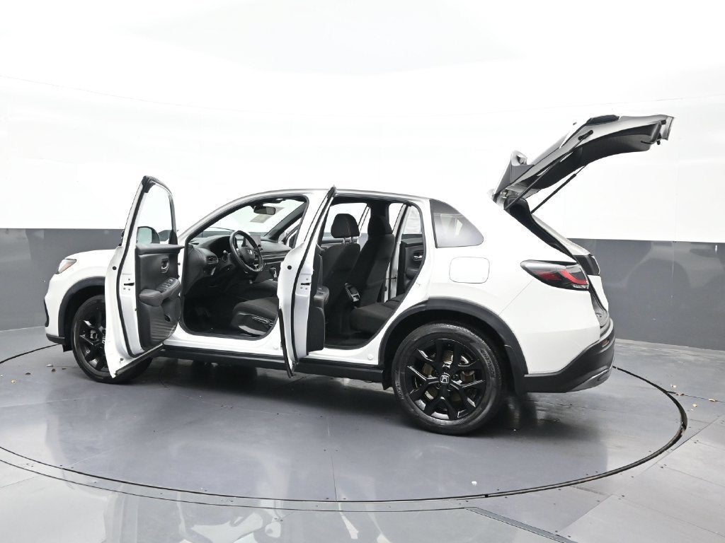 2025 Honda HR-V 2WD Sport