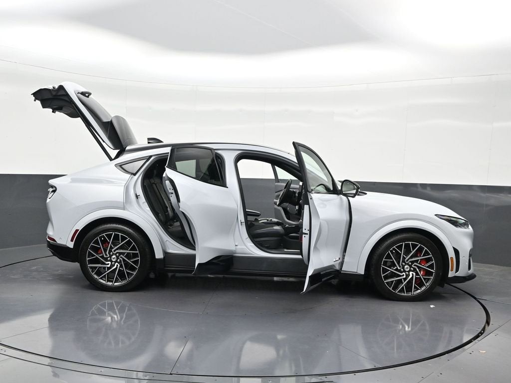 2022 Ford Mustang Mach-E GT