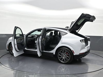 2022 Ford Mustang Mach-E GT