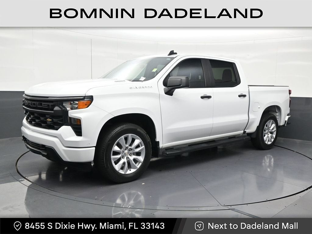2024 Chevrolet Silverado 1500 Custom Crew Cab Short Box's photo