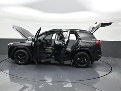 2024 GMC Terrain AT4