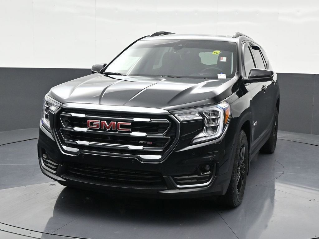 2024 GMC Terrain AT4