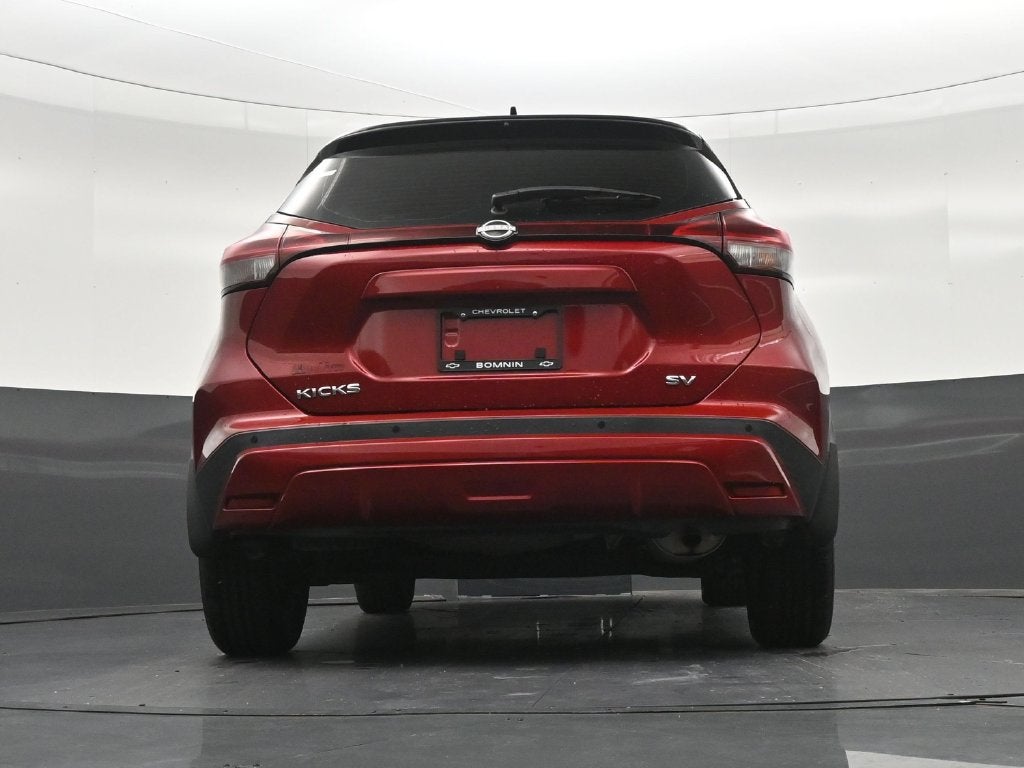 2022 Nissan Kicks SV