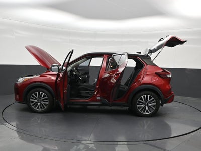 2022 Nissan Kicks SV