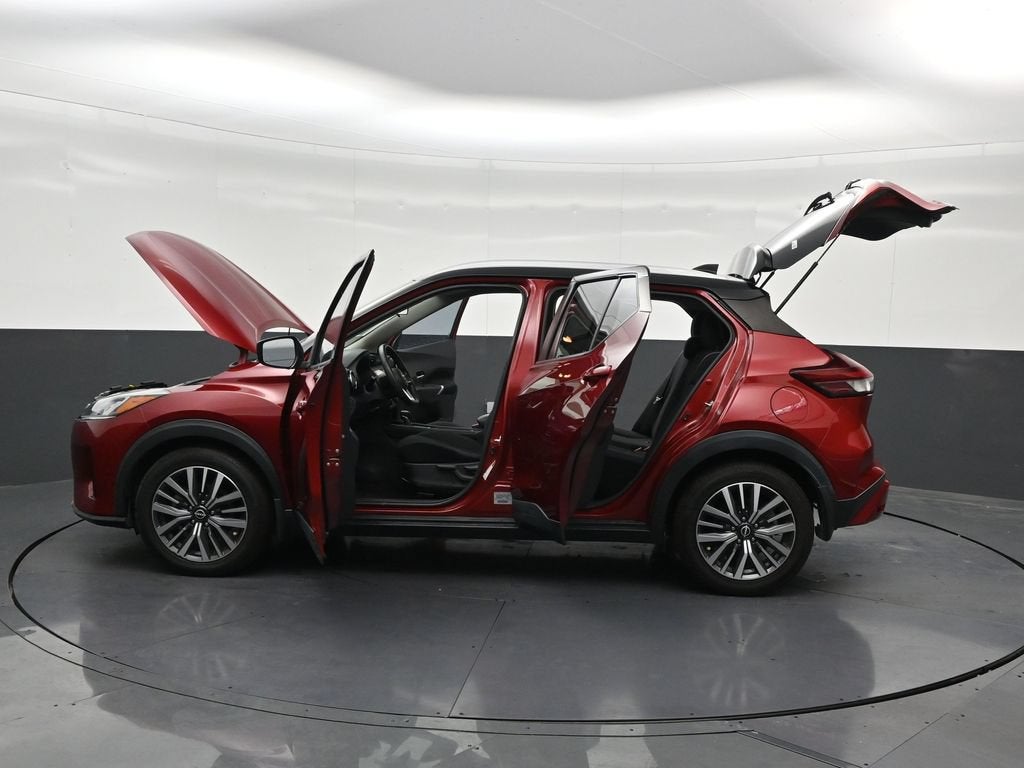 2022 Nissan Kicks SV