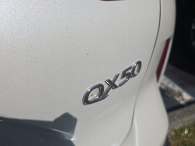 2020 INFINITI QX50 LUXE