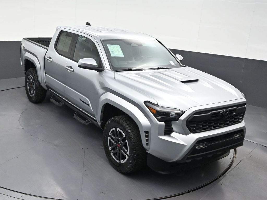 2026 Toyota Tacoma 2WD SR5