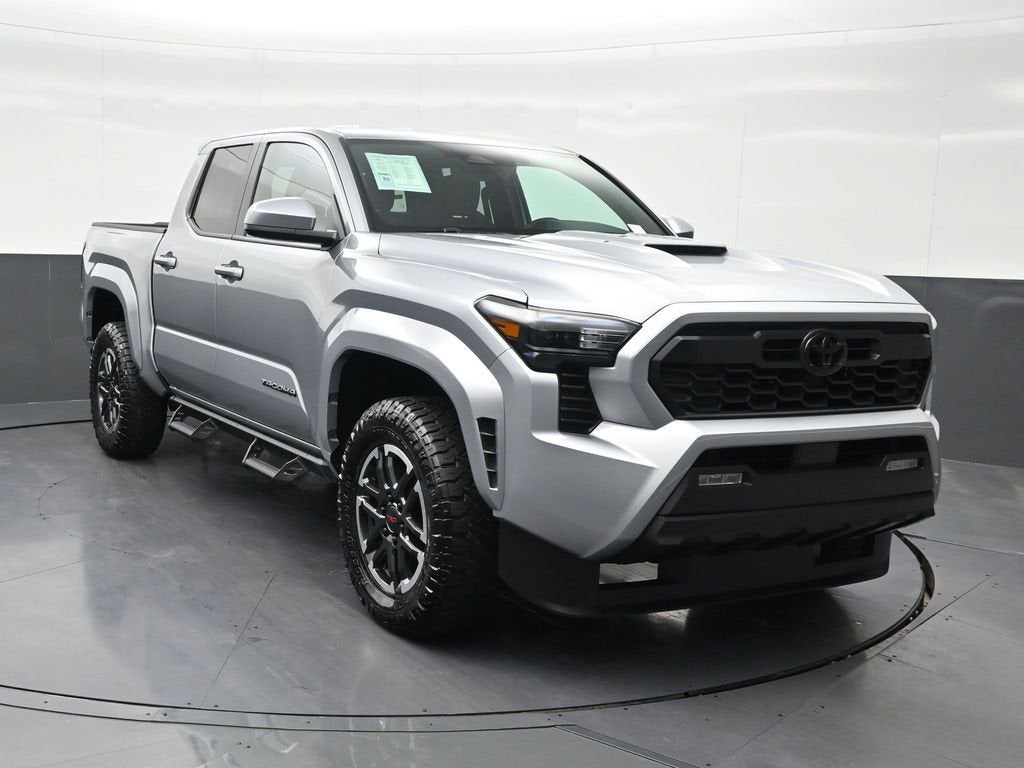 2026 Toyota Tacoma 2WD SR5