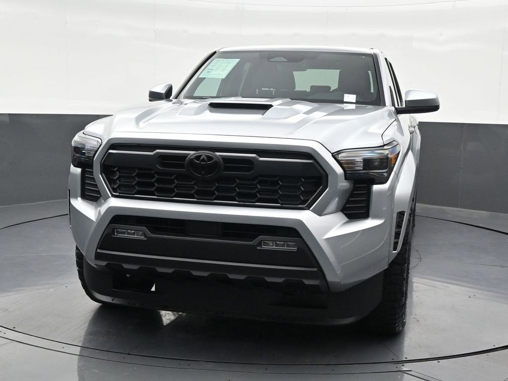 2026 Toyota Tacoma 2WD SR5