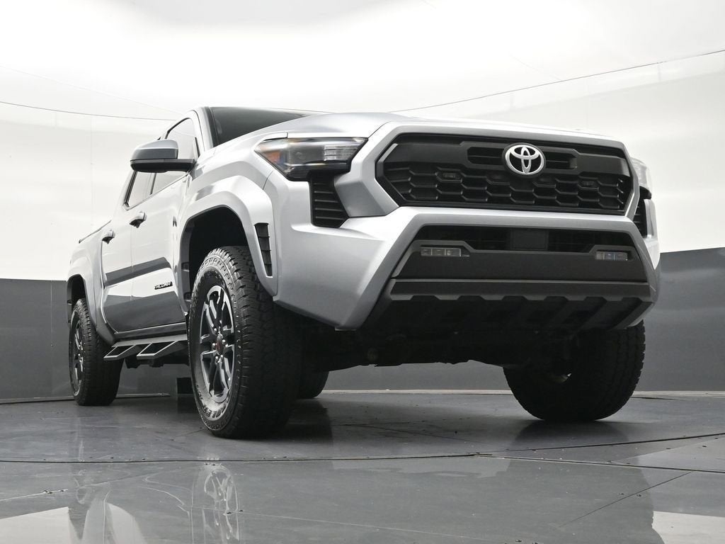 2025 Toyota Tacoma 2WD SR5