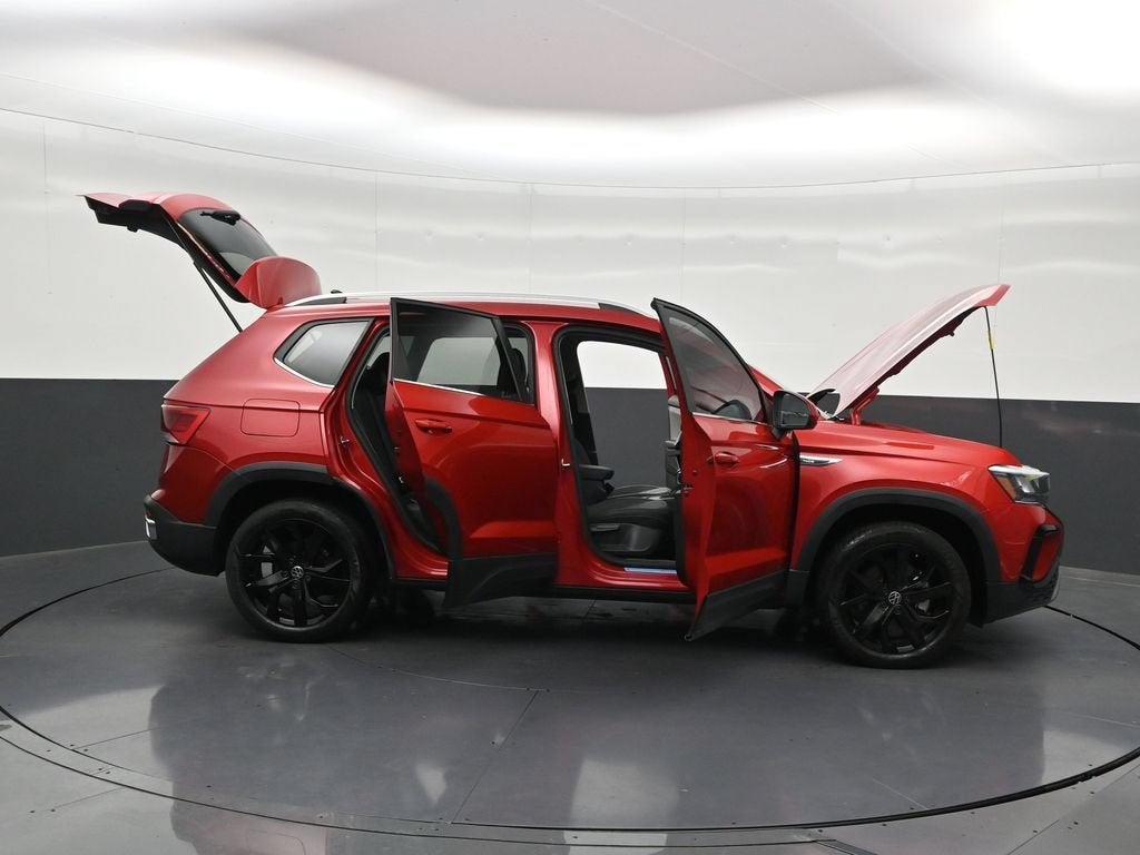 2024 Volkswagen Taos 1.5T SE