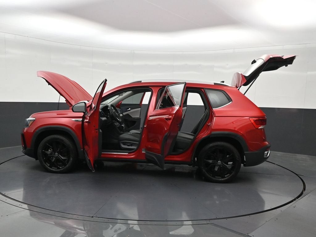 2024 Volkswagen Taos 1.5T SE