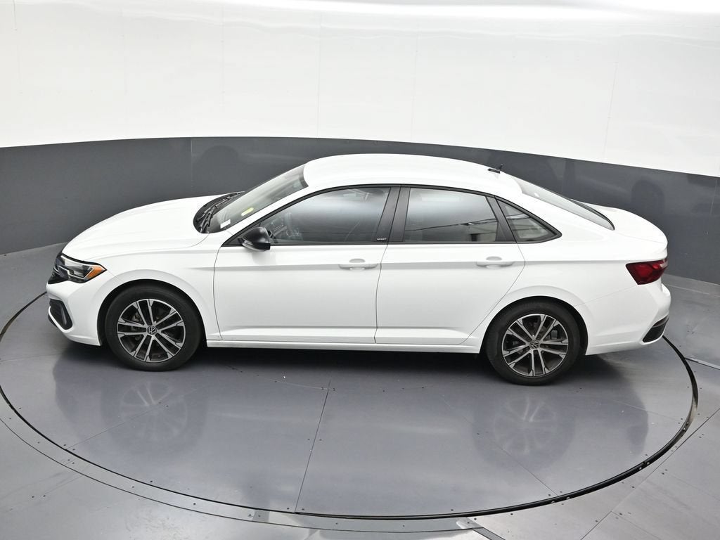 2023 Volkswagen Jetta Sport