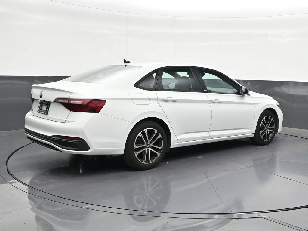 2023 Volkswagen Jetta Sport