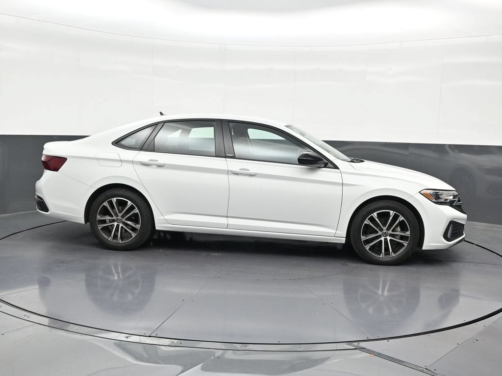 2023 Volkswagen Jetta Sport