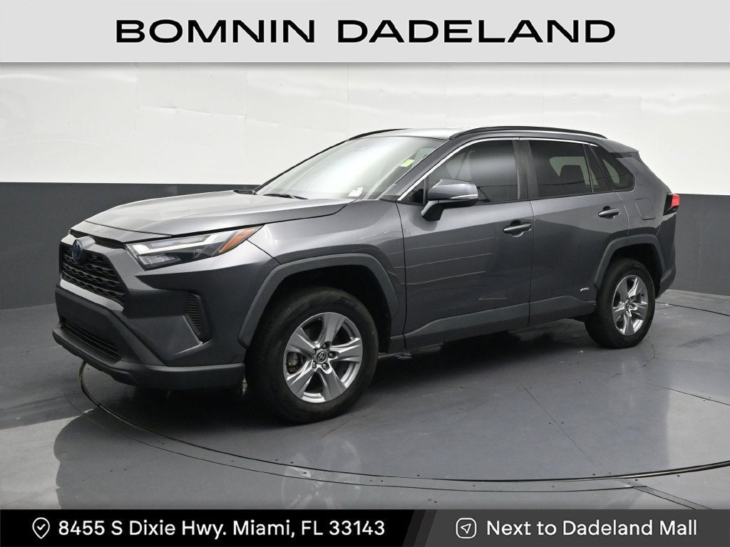 2022 Toyota RAV4 Hybrid XLE