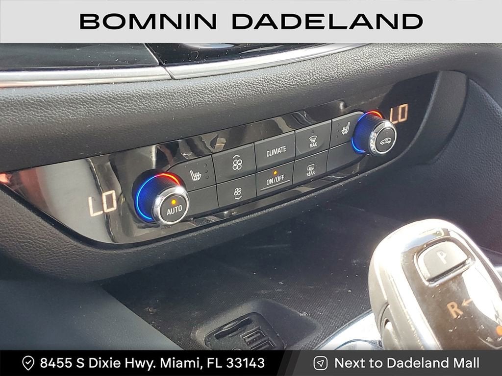 2020 Buick Enclave Essence