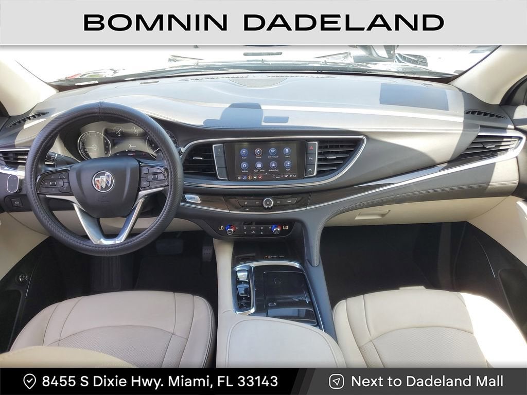 2023 Buick Enclave Essence