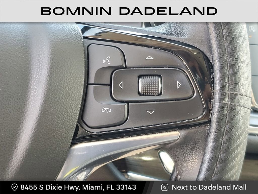 2023 Buick Enclave Essence