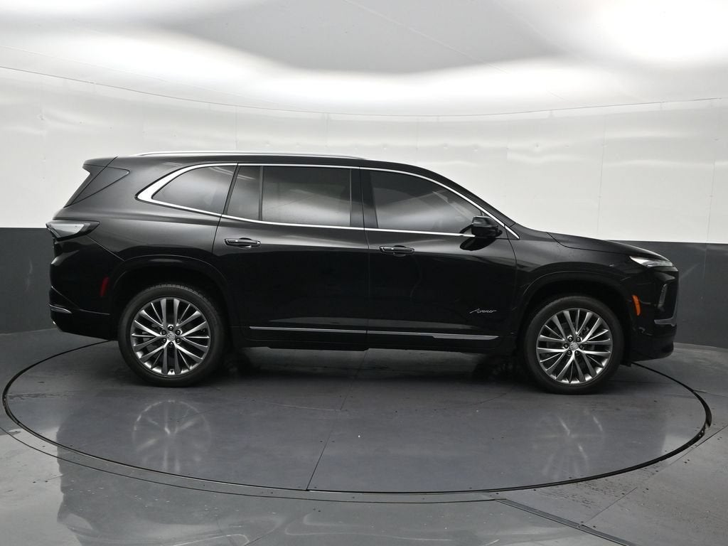 2025 Buick Enclave Avenir