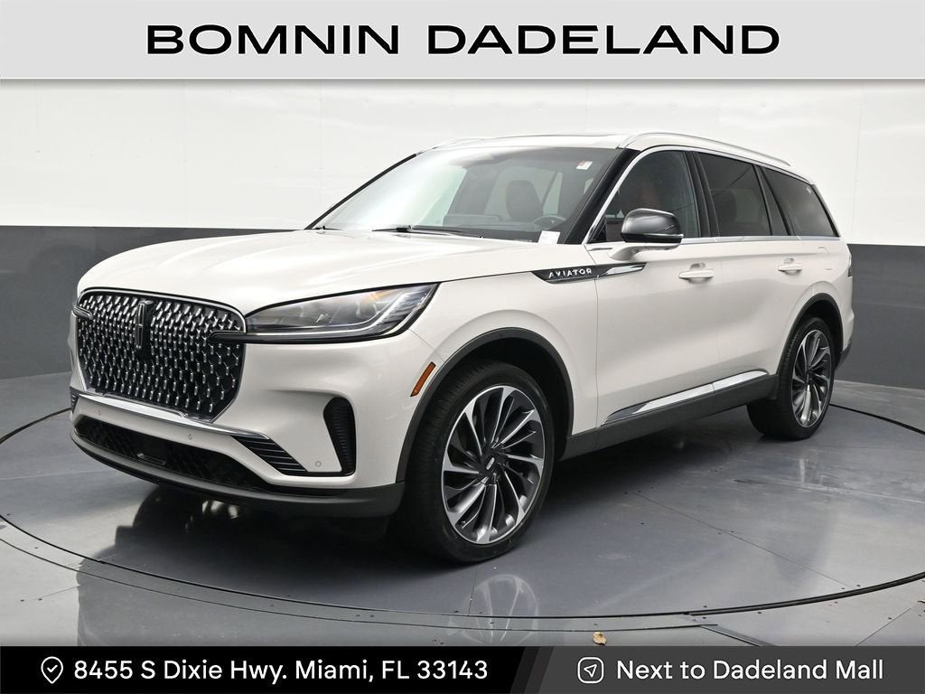 2025 Lincoln Aviator Reserve AWD's photo