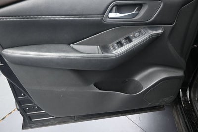 2022 Nissan Rogue SV FWD