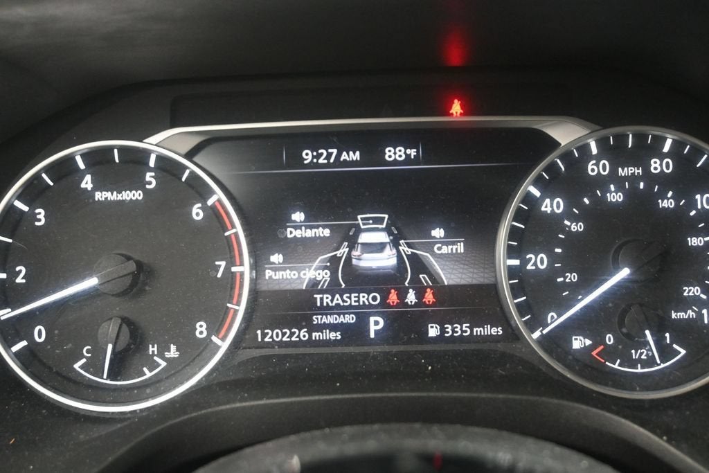 2022 Nissan Rogue SV FWD