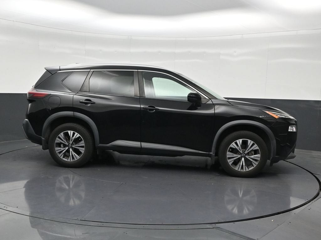 2022 Nissan Rogue SV FWD